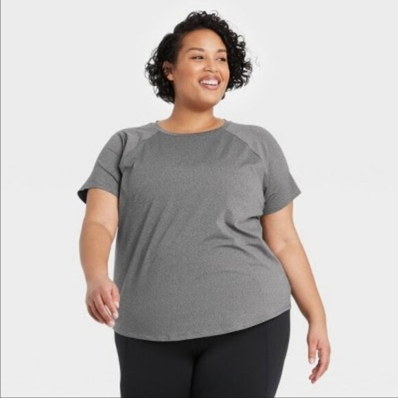 3 Bundled All In Motion Essential Crewneck Short Sleeve T-Shirts 2X - Picture 1 of 12